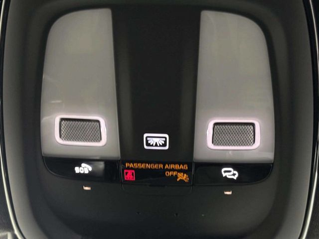 2024 Volvo XC40 B5 AWD Core Dark Theme - 23014702 - 26