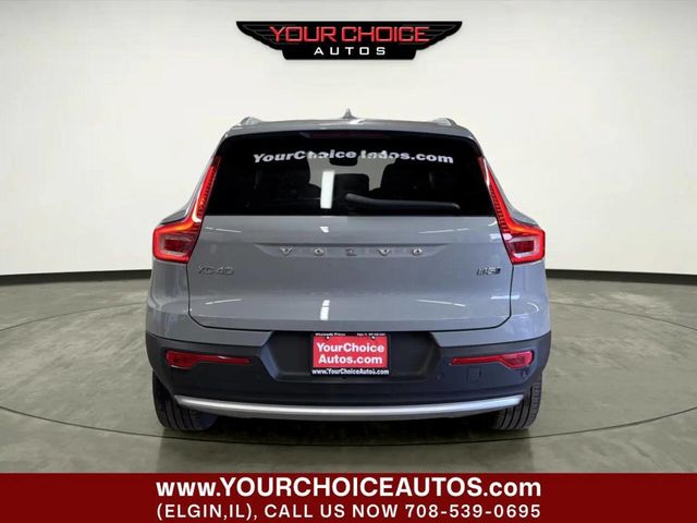 2024 Volvo XC40 B5 AWD Core Dark Theme - 23014702 - 3