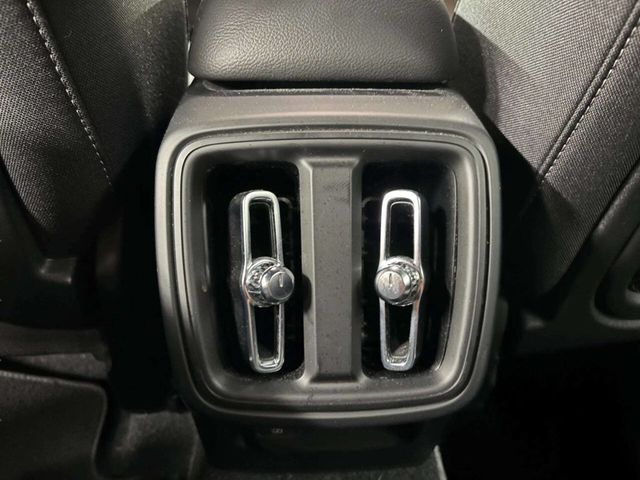 2024 Volvo XC40 B5 AWD Core Dark Theme - 23022863 - 21