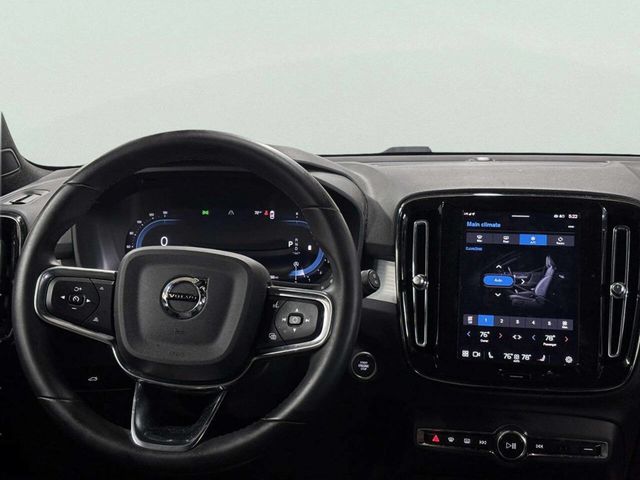 2024 Volvo XC40 B5 AWD Core Dark Theme - 23022863 - 23