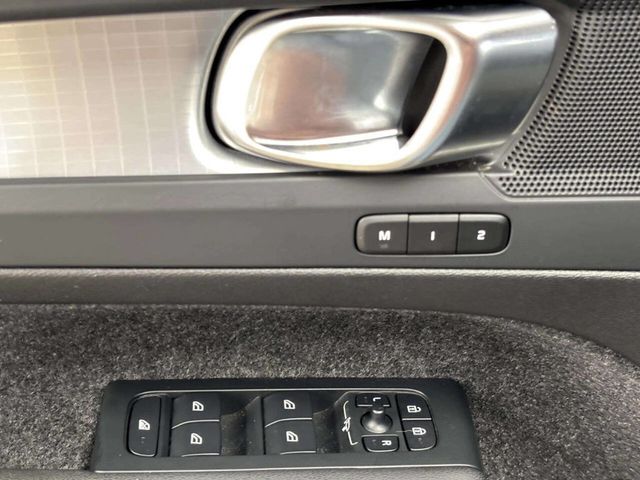 2024 Volvo XC40 B5 AWD Core Dark Theme - 23022863 - 27