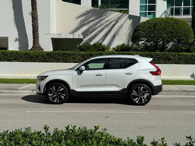 2024 Volvo XC40 B5 AWD Plus Bright Theme - 22929733 - 9
