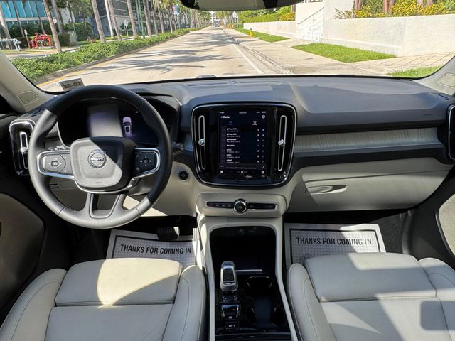 2024 Volvo XC40 B5 AWD Plus Bright Theme - 22929733 - 21