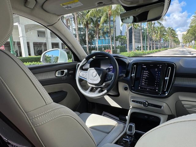 2024 Volvo XC40 B5 AWD Plus Bright Theme - 22929733 - 23