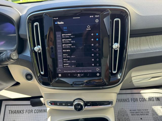 2024 Volvo XC40 B5 AWD Plus Bright Theme - 22929733 - 27