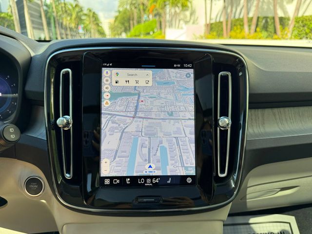 2024 Volvo XC40 B5 AWD Plus Bright Theme - 22929733 - 30