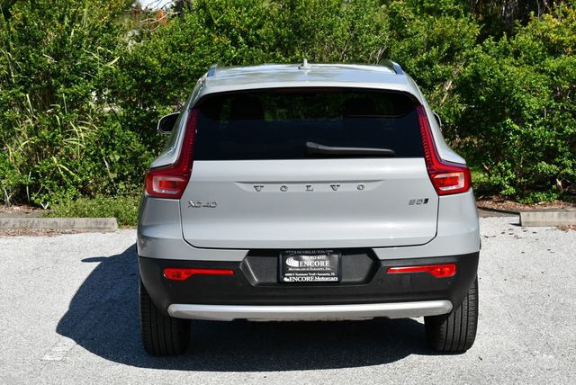 2024 Volvo XC40 B5 AWD Plus Bright Theme 4 Door SUV - 22895330 - 4