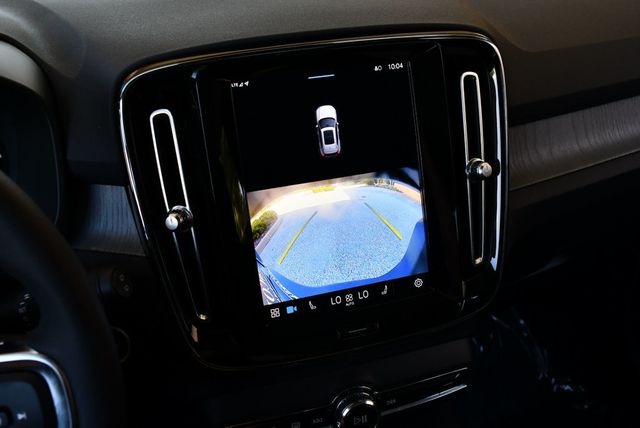 2024 Volvo XC40 B5 AWD Plus Bright Theme 4 Door SUV - 22895330 - 49