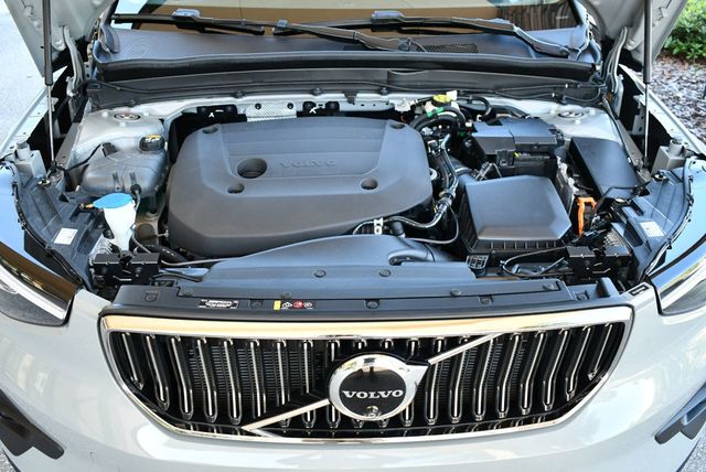 2024 Volvo XC40 B5 AWD Plus Bright Theme 4 Door SUV - 22895330 - 56