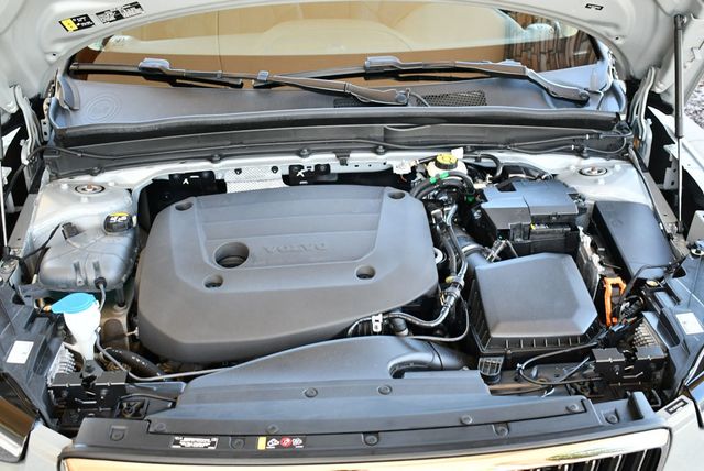 2024 Volvo XC40 B5 AWD Plus Bright Theme 4 Door SUV - 22895330 - 57