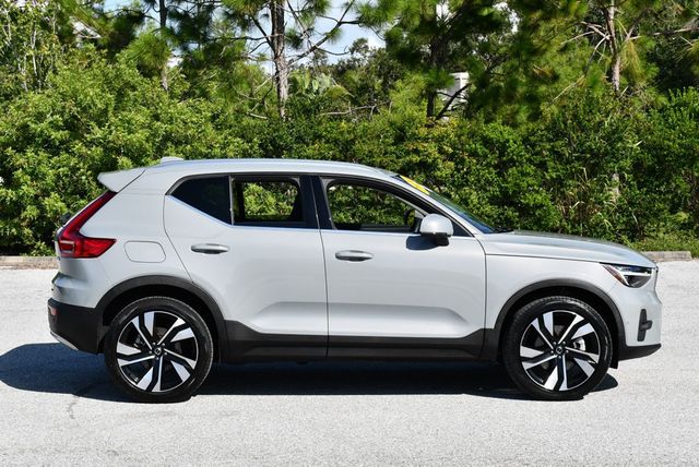 2024 Volvo XC40 B5 AWD Plus Bright Theme 4 Door SUV - 22895330 - 6