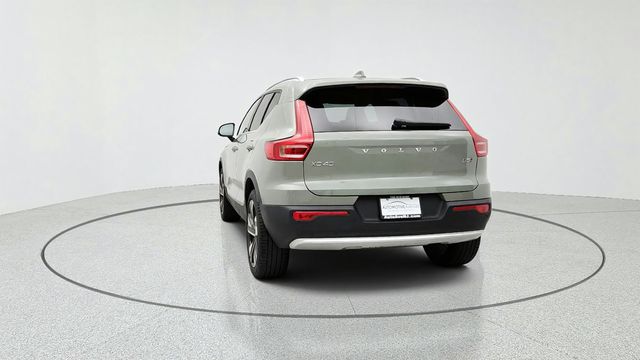 2024 Volvo XC40 B5 AWD Plus Bright Theme w/ 20'' Wheels - 23081916 - 5