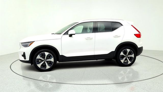 2024 Volvo XC40 B5 AWD Plus Bright Theme w/ harman/kardon Audio & Climate Pkg - 23033357 - 7