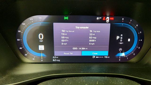 2024 Volvo XC40 B5 AWD Plus Bright Theme w/ HK Audio, Pixel Lights & 20'' Wheels - 23044930 - 11