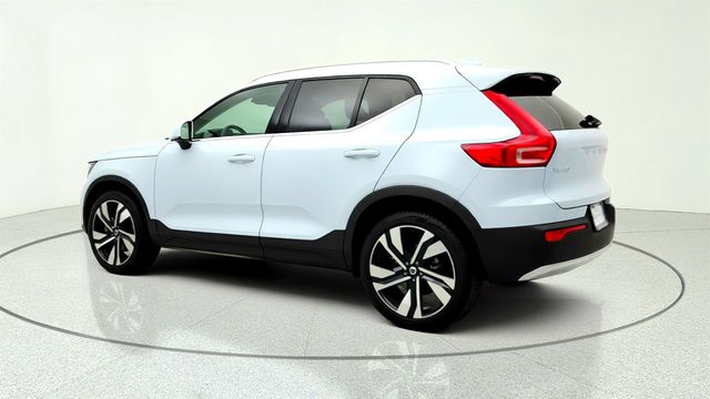 2024 Volvo XC40 B5 AWD Plus Bright Theme w/ HK Audio, Pixel Lights & 20'' Wheels - 23044930 - 6