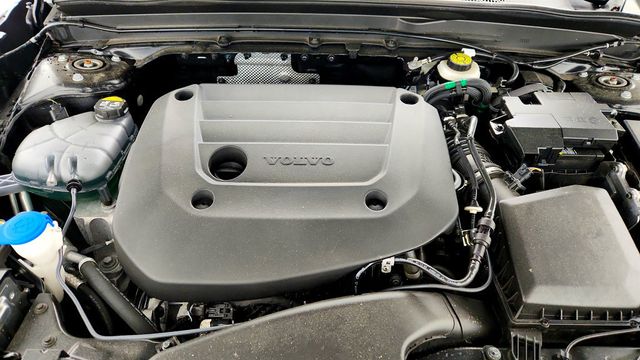 2024 Volvo XC40 B5 AWD Plus Bright Theme with Climate Package - 22971379 - 26