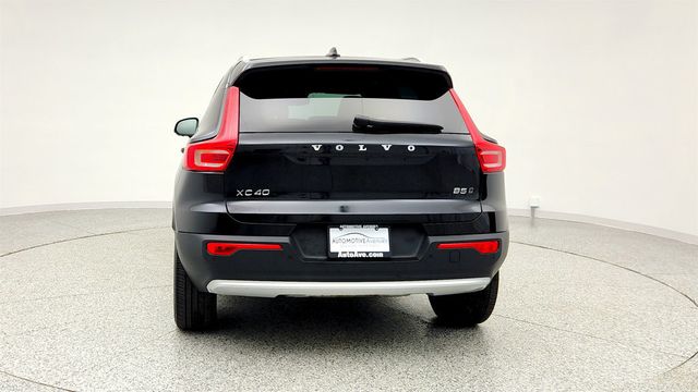 2024 Volvo XC40 B5 AWD Plus Bright Theme with Climate Package - 22971379 - 5