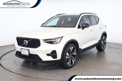 2024 Volvo XC40 - YV4L12UL2R2287298