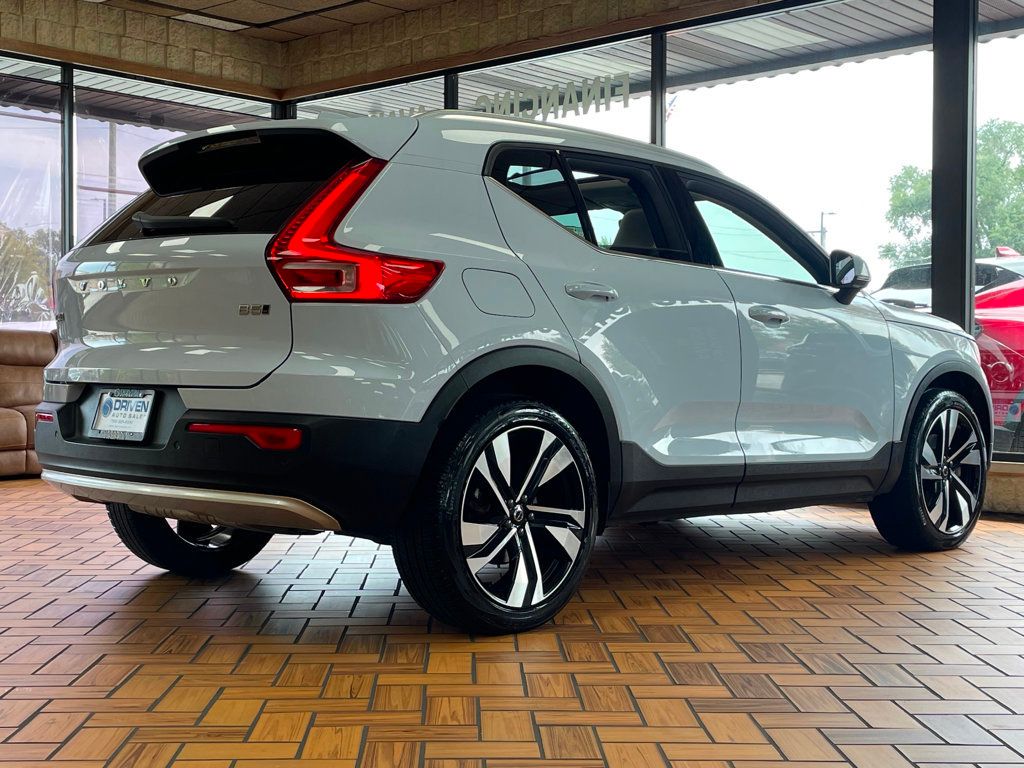 2024 Volvo XC40 AWD Ultimate photo 13