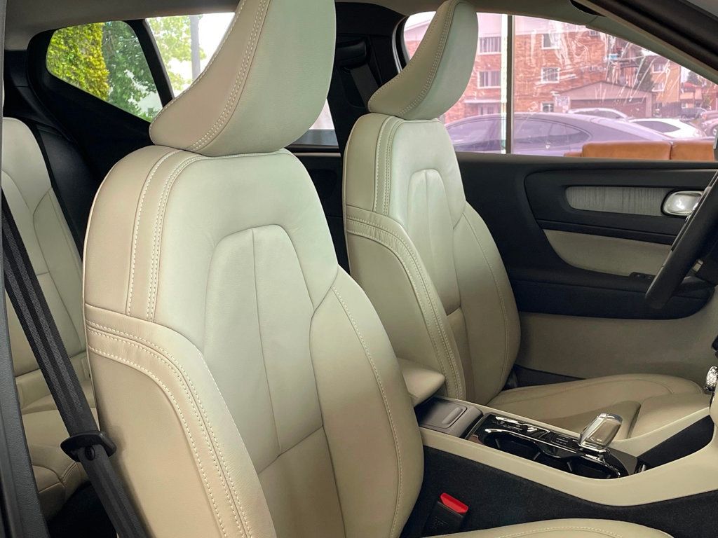 2024 Volvo XC40 AWD Ultimate photo 33