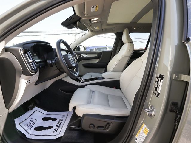 2024 Volvo XC40 B5 Plus Dark - 23097841 - 27