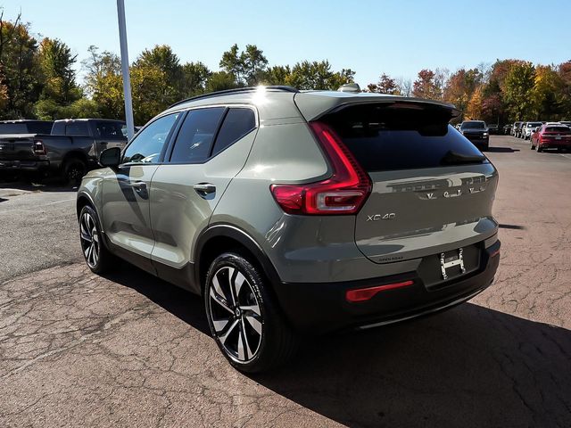 2024 Volvo XC40 B5 Plus Dark - 23097841 - 3