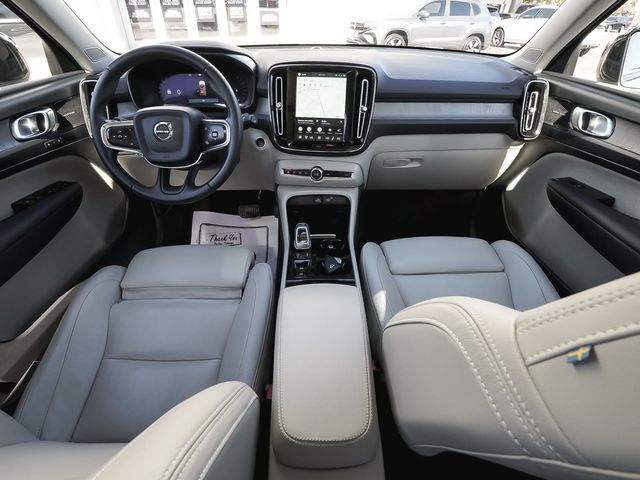 2024 Volvo XC40 B5 Plus Dark - 23097841 - 41