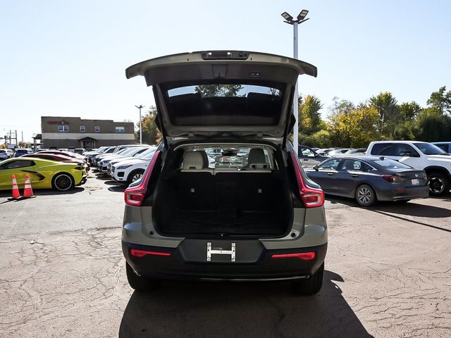 2024 Volvo XC40 B5 Plus Dark - 23097841 - 43