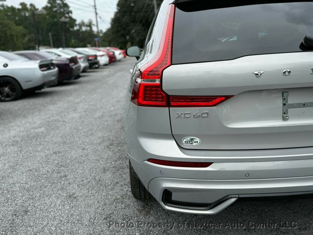 2024 Volvo XC60 B5 Core photo 11
