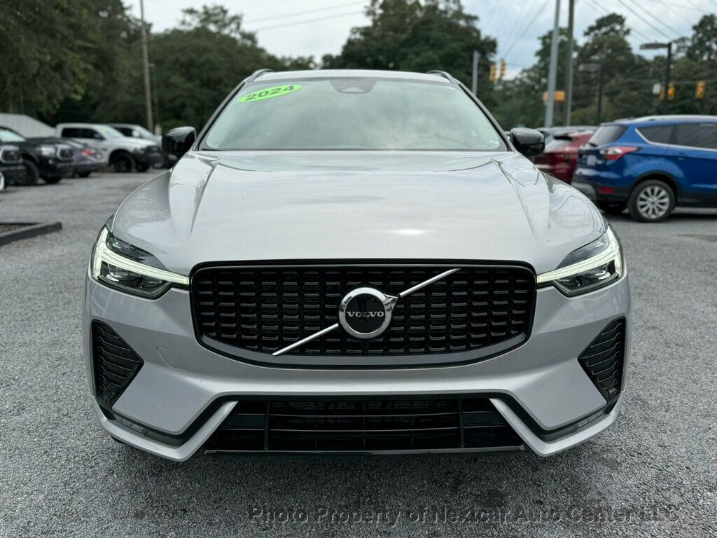 2024 Volvo XC60 B5 Core photo 8