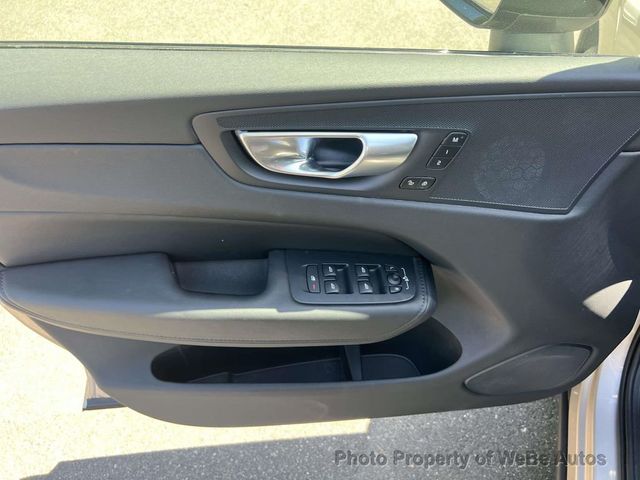 2024 Volvo XC60 B5 AWD Core Dark Theme - 23033045 - 15