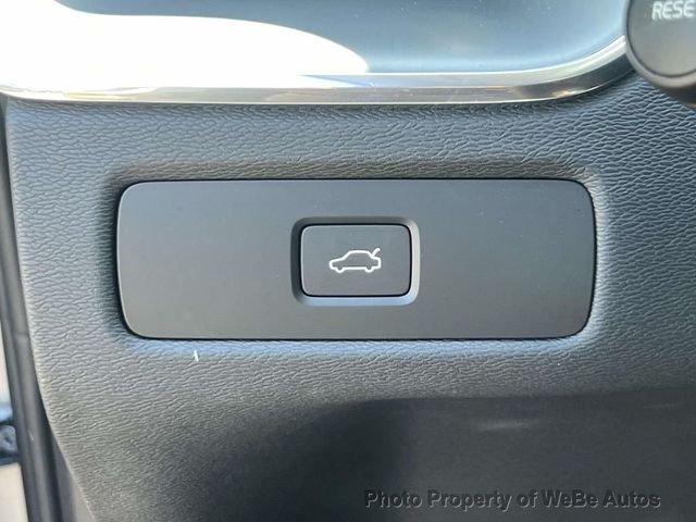 2024 Volvo XC60 B5 AWD Core Dark Theme - 23033045 - 20