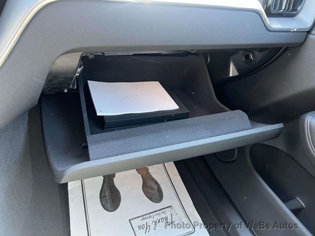 2024 Volvo XC60 B5 AWD Core Dark Theme - 23033045 - 33