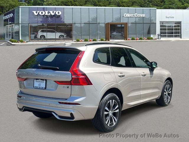 2024 Volvo XC60 B5 AWD Core Dark Theme - 23033045 - 4