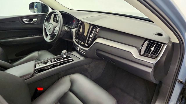 2024 Volvo XC60 B5 AWD Core Dark Theme - 22998945 - 23