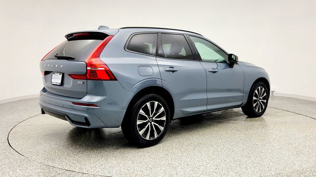 2024 Volvo XC60 B5 AWD Core Dark Theme - 22998945 - 4
