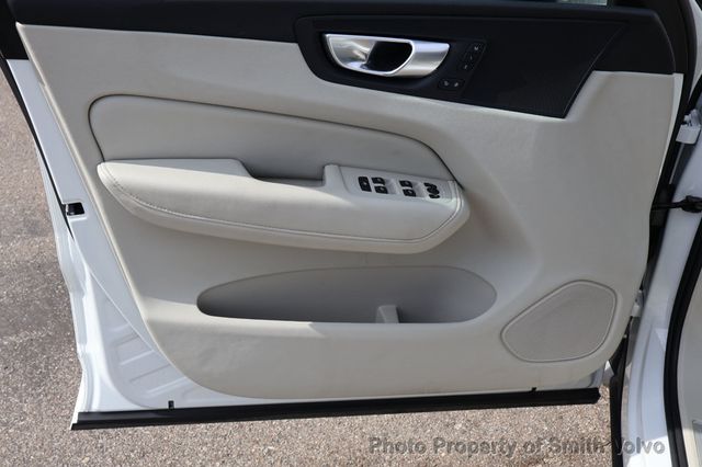 2024 Volvo XC60 B5 AWD Core Dark Theme - 23073200 - 12