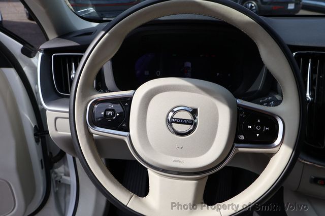 2024 Volvo XC60 B5 AWD Core Dark Theme - 23073200 - 13