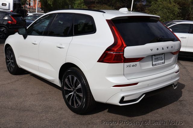 2024 Volvo XC60 B5 AWD Core Dark Theme - 23073200 - 2