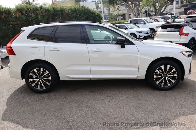 2024 Volvo XC60 B5 AWD Core Dark Theme - 23073200 - 5