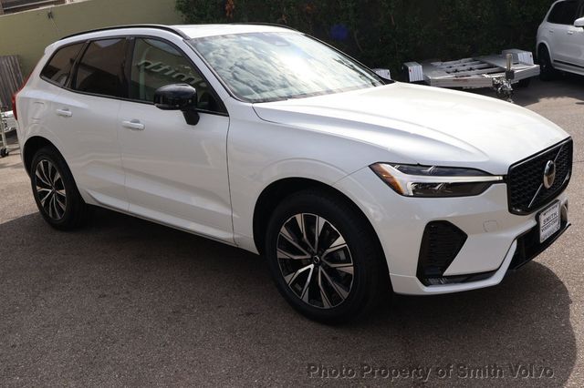 2024 Volvo XC60 B5 AWD Core Dark Theme - 23073200 - 6