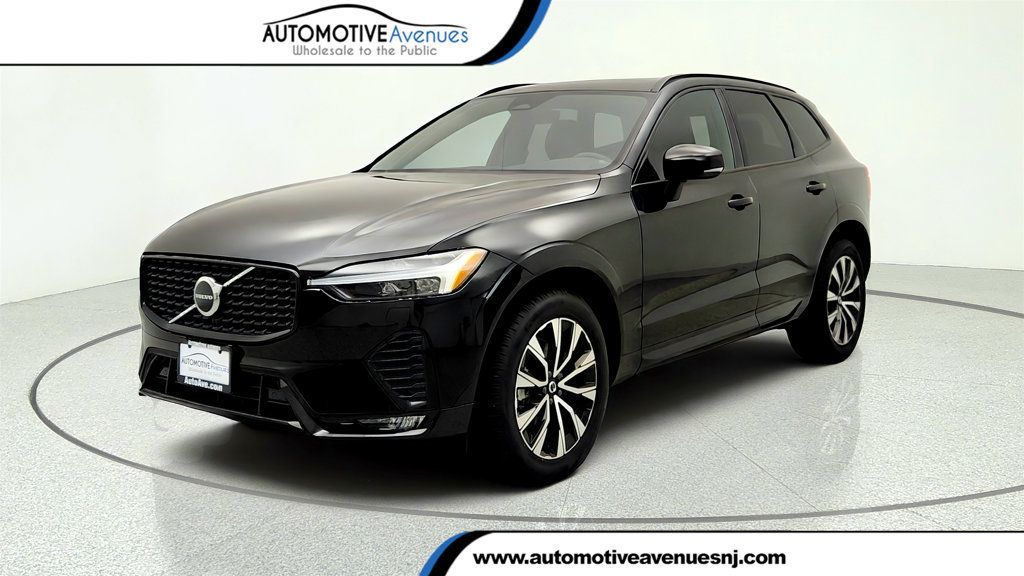 2024 Volvo XC60 B5 AWD Core Dark Theme w/ Climate Package & 19'' Wheels - 23068503 | Video 1