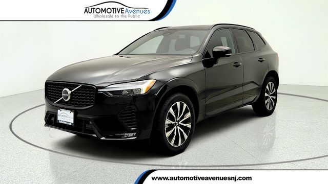 2024 Volvo XC60 B5 AWD Core Dark Theme w/ Climate Package & 19'' Wheels - 23068503 - 0