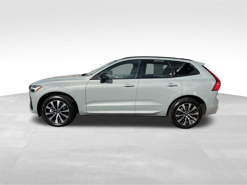 2024 Volvo XC60 B5 AWD Plus Dark Theme - 22647480 - 3