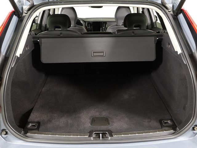 2024 Volvo XC60 B5 AWD Plus Dark Theme - 22951584 - 20