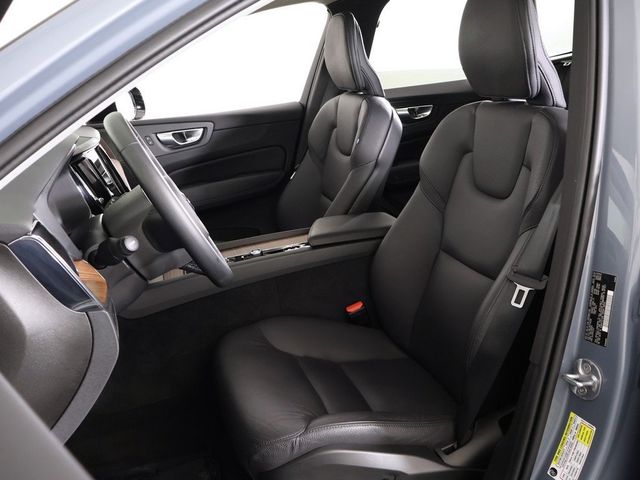 2024 Volvo XC60 B5 AWD Plus Dark Theme - 22951584 - 33