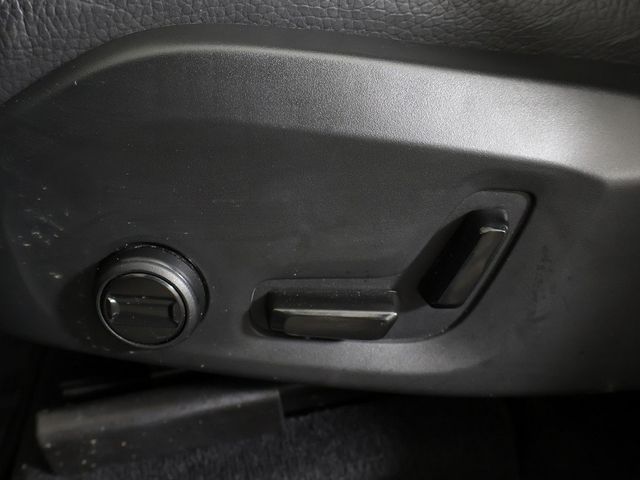 2024 Volvo XC60 B5 AWD Plus Dark Theme - 22951584 - 35