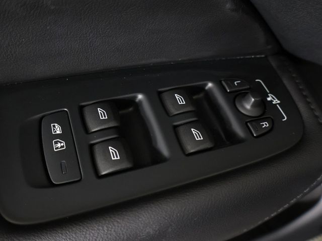 2024 Volvo XC60 B5 AWD Plus Dark Theme - 22951584 - 41