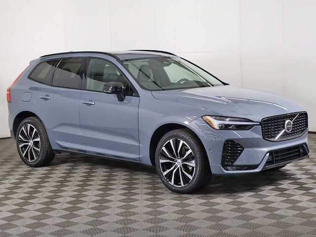 2024 Volvo XC60 B5 AWD Plus Dark Theme - 22951584 - 57