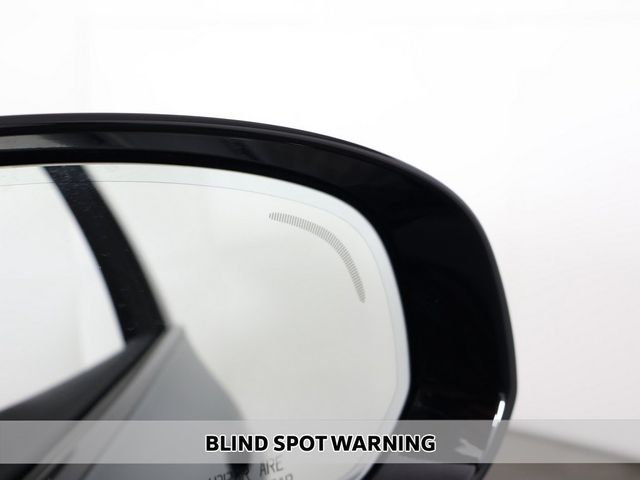 2024 Volvo XC60 B5 AWD Plus Dark Theme - 22951584 - 6